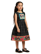 Paithani Baby Girl Frock – Black Silk with Temple Motif Design & Zari Border – Diamond Pattern