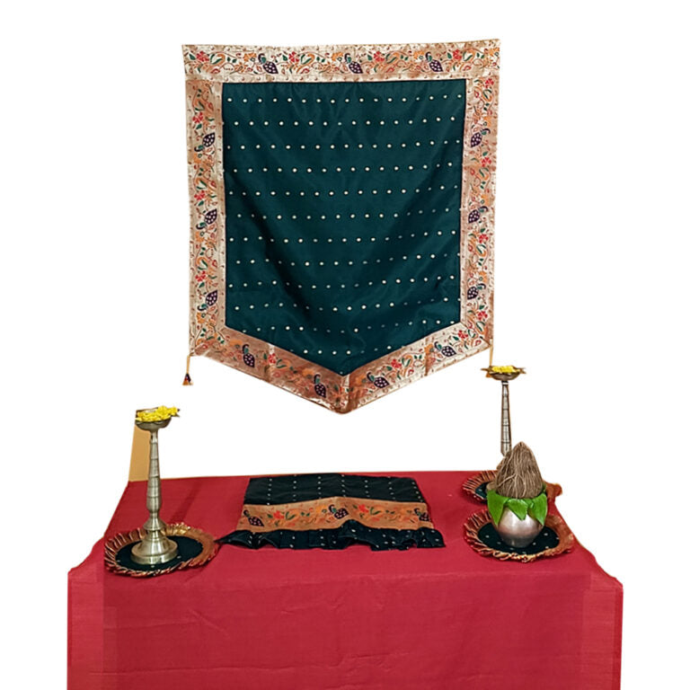 Paithani Side Pattern Temple Decoration Combo Set for Ganesh Chaturthi (Green Theme – 5 Items + Free Samai Asan)