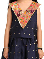 Paithani Baby Girl Lehenga Set – Blue Silk with V-Neck Brocade Blouse & Peacock Zari Border – V Neck Pattern